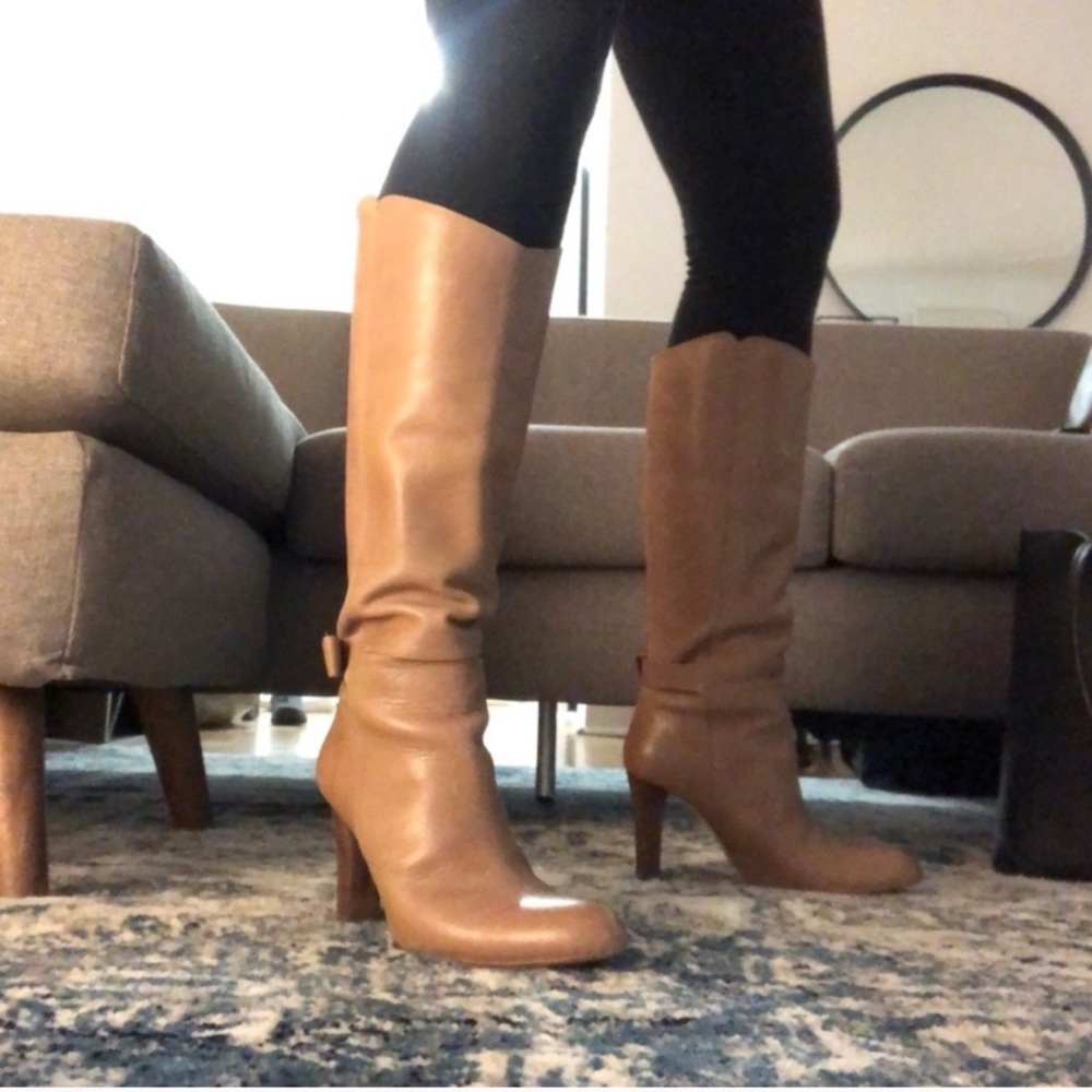 Ted Baker “Bibby” boots in tan - size 8